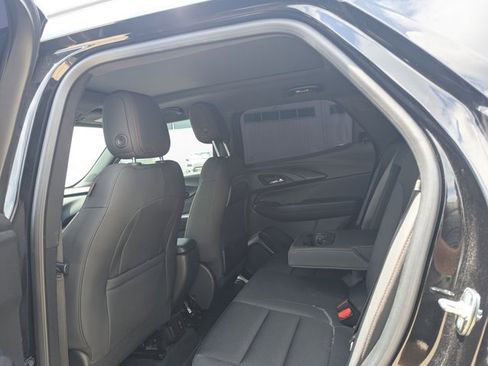 Used 2023 Chevrolet TrailBlazer RS w/ Sun and Liftgate Package image 13