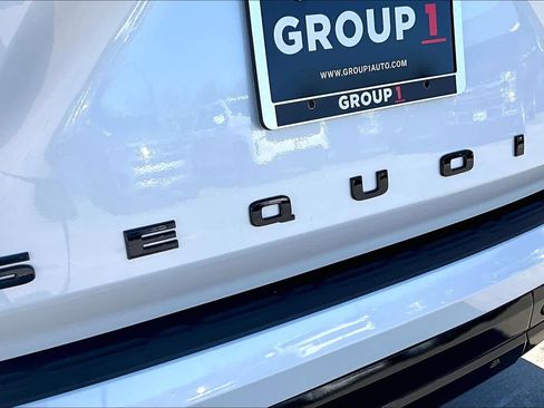 Used 2025 Toyota Sequoia Platinum image 30