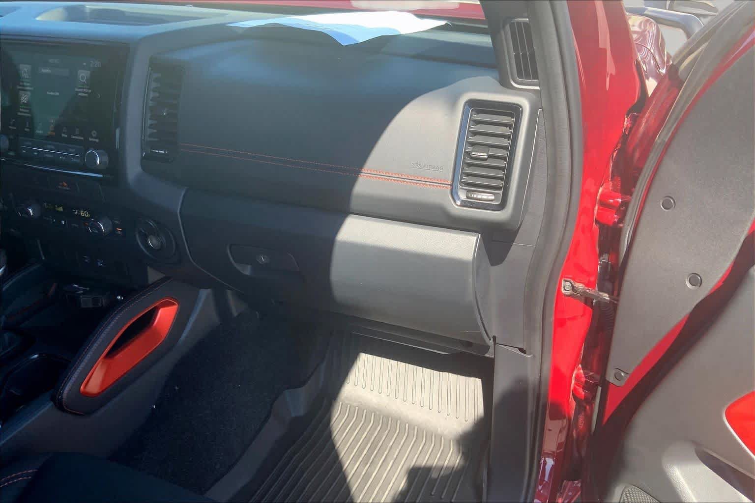 Used 2022 Nissan Frontier PRO-4X w/ Off-Road Protection Package AWD/4WD image 18