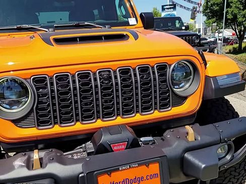 New 2025 Jeep Wrangler Unlimited Rubicon 392 image 7