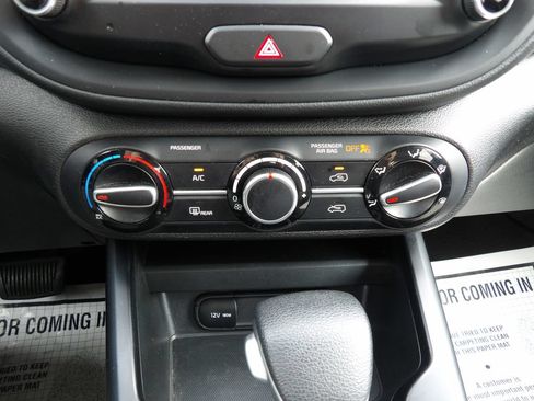 Used 2024 Kia Soul LX w/ Option Group 015 FWD image 20