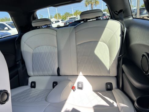 Used 2022 MINI Cooper S image 31