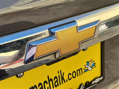 Used 2018 Chevrolet Traverse LT image 31