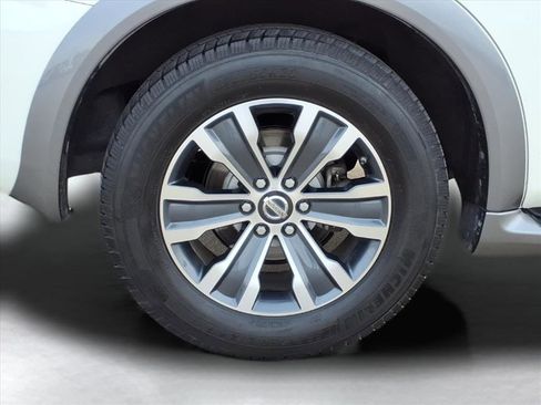 Used 2017 Nissan Armada Platinum w/ Captain Seat Package image 8