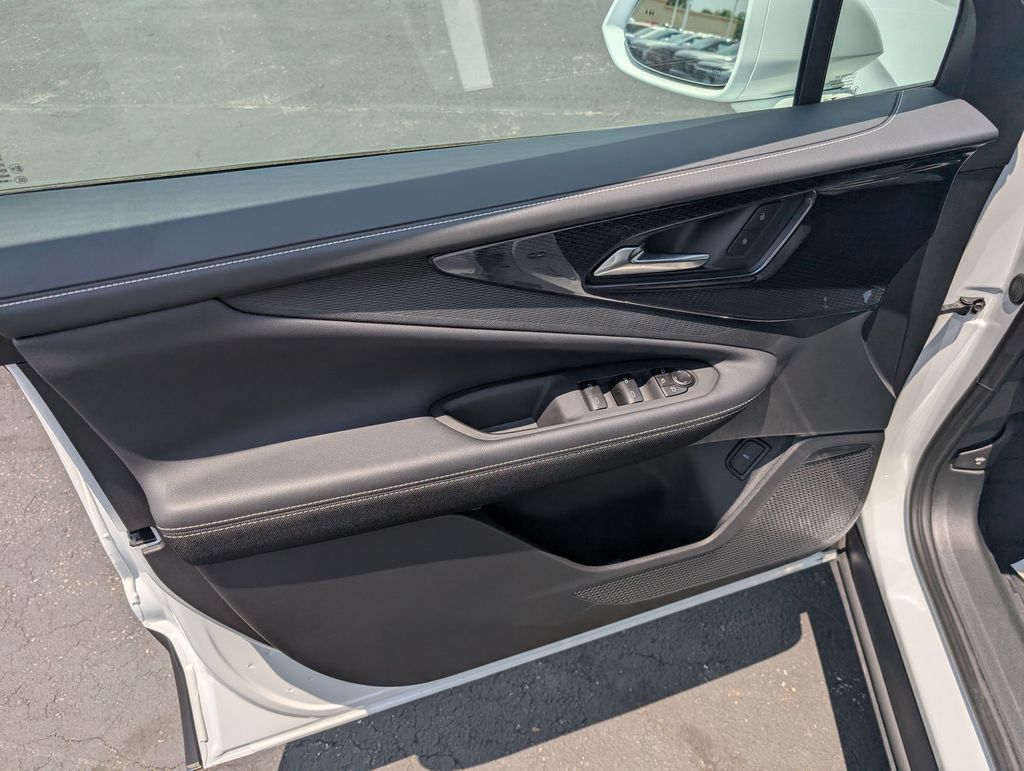 New 2025 Chevrolet Blazer EV LT AWD/4WD image 14