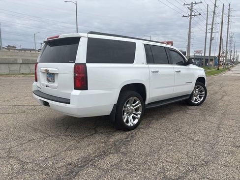 Used 2016 Chevrolet Suburban LS image 5