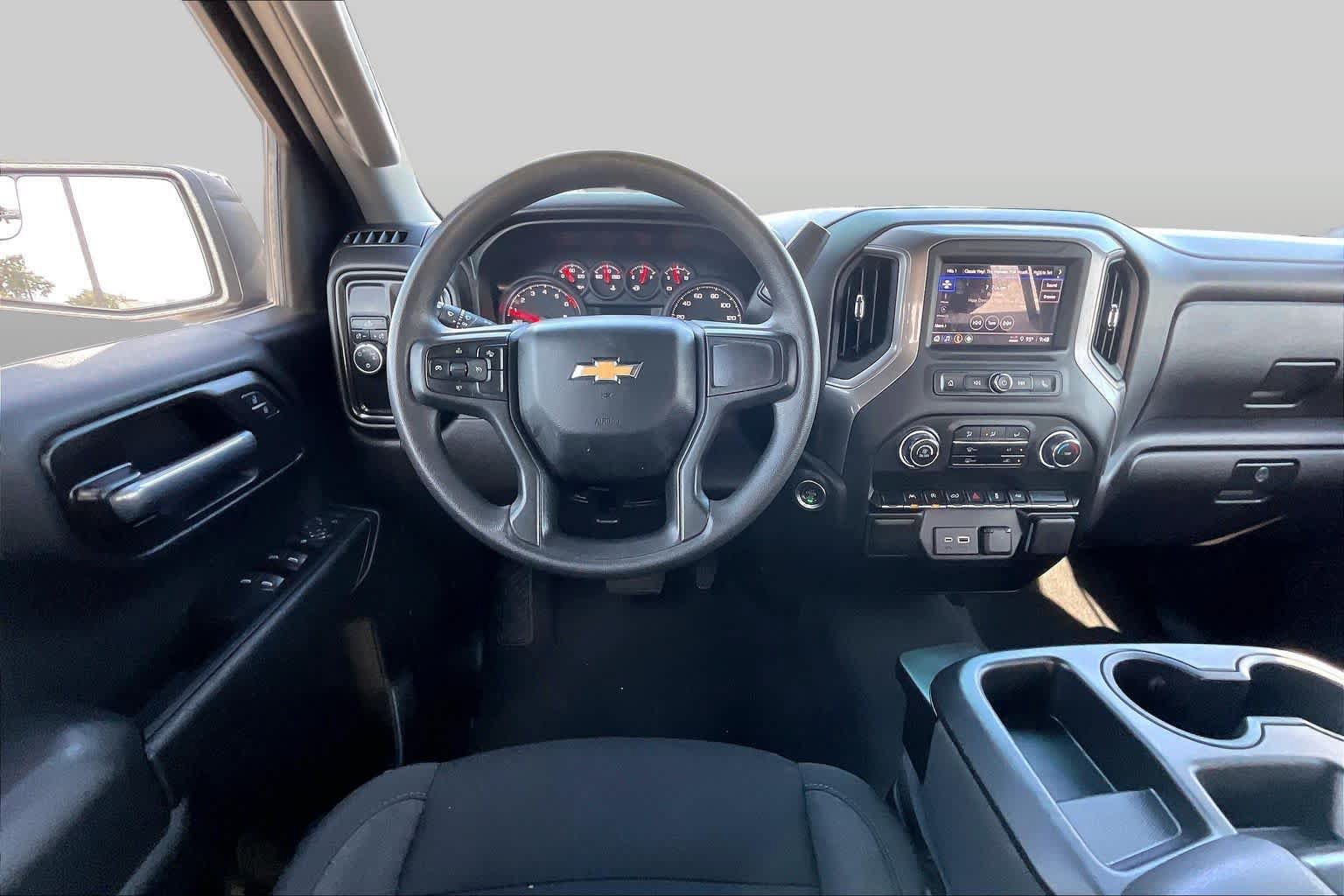 Certified 2026 Chevrolet Silverado 1500 Custom RWD image 6