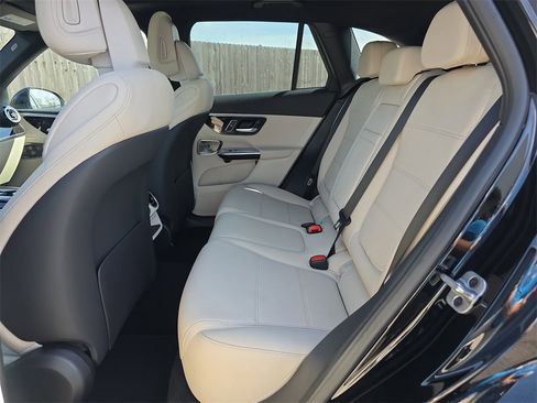 Certified 2026 Mercedes-Benz GLC 300 4MATIC image 12