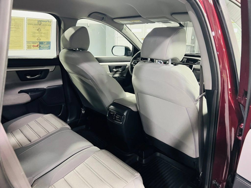 Used 2017 Honda CR-V LX image 29