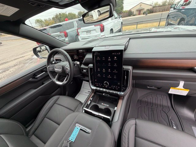 New 2026 GMC Yukon Denali w/ LPO, Floor Liner Package AWD/4WD image 23
