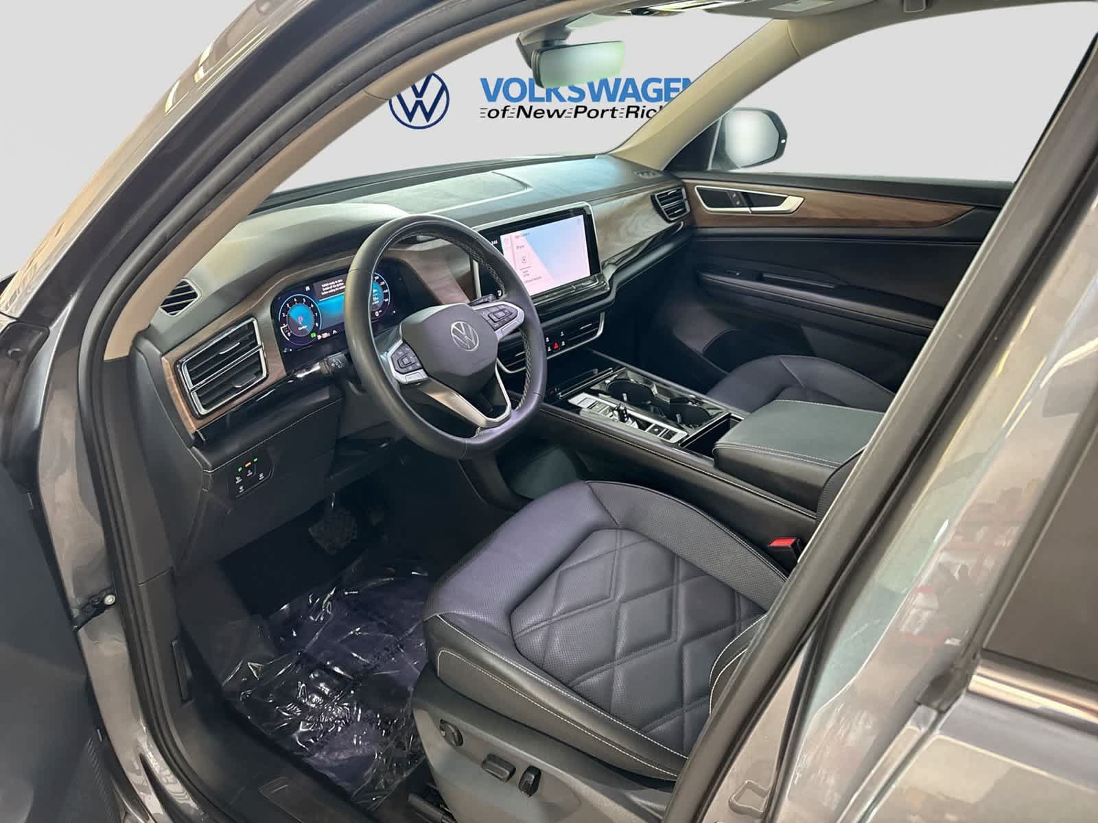 Used 2024 Volkswagen Atlas SE FWD image 10