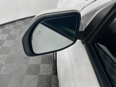 Used 2022 Ford Maverick XL FWD image 16