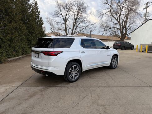 Used 2022 Chevrolet Traverse High Country w/ LPO, Floor Liner Package image 30