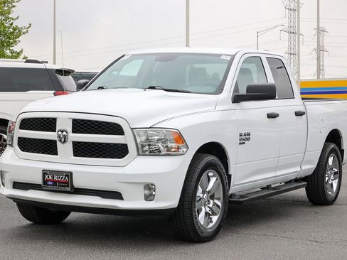 Used 2019 RAM 1500 Express w/ Express Value Package AWD/4WD image 15