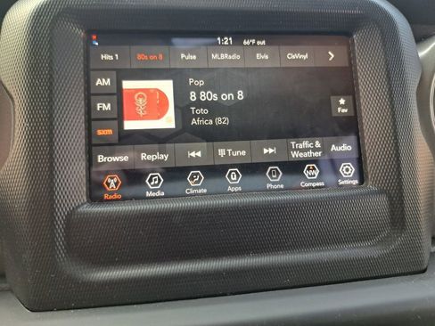 Used 2022 Jeep Wrangler Unlimited Sport image 10