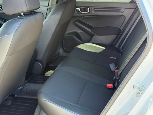 Used 2025 Honda Civic Sport image 8