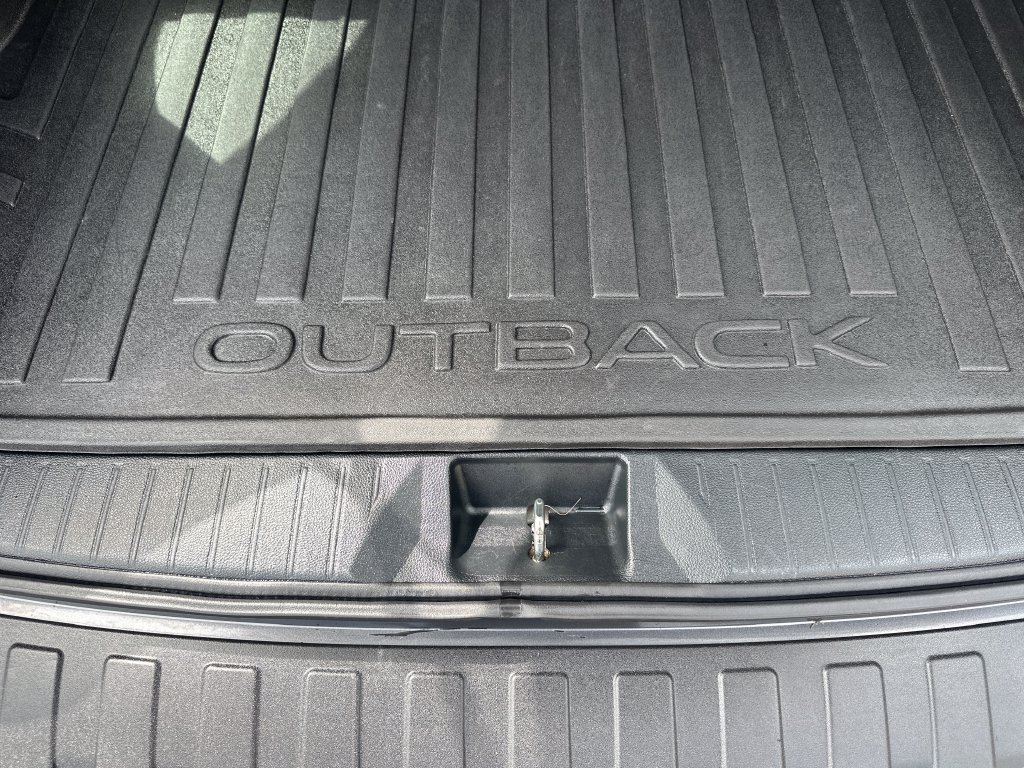 Used 2019 Subaru Outback 2.5i Limited w/ Popular Package #2 AWD/4WD image 20