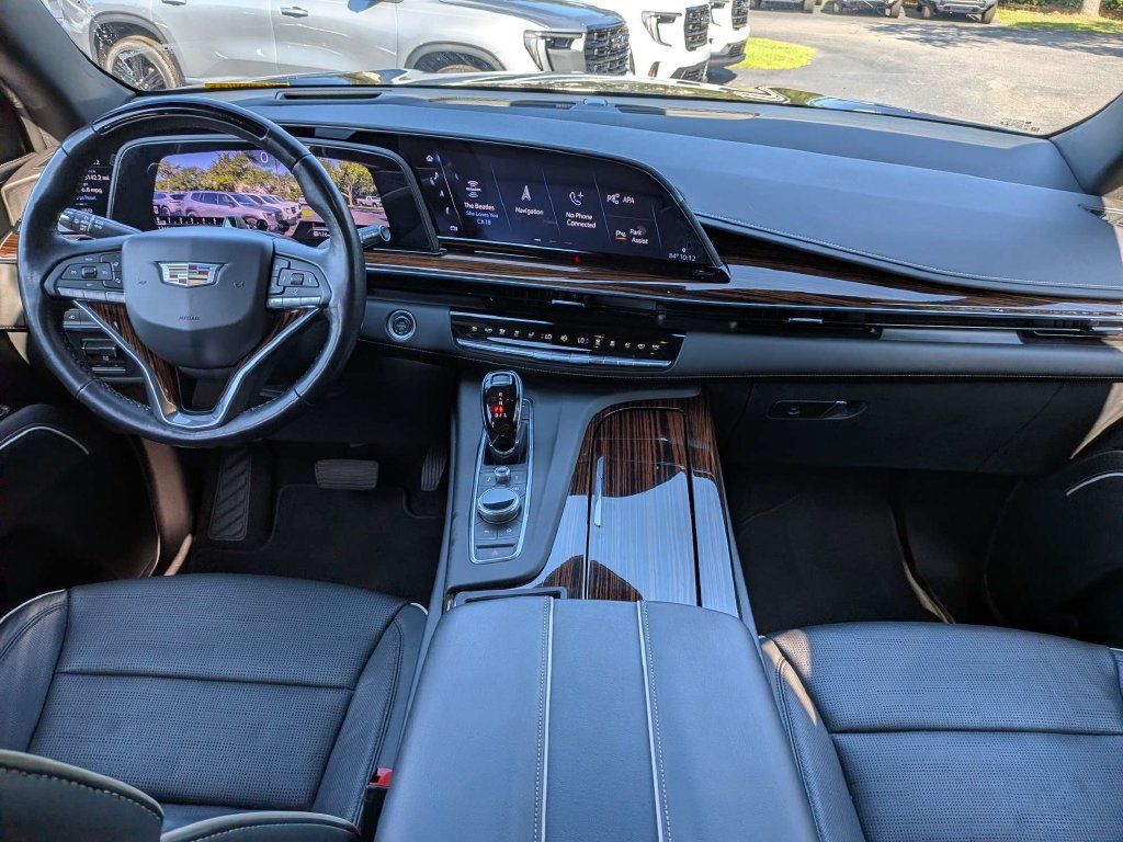 Used 2022 Cadillac Escalade Premium Luxury w/ Performance Package RWD image 16