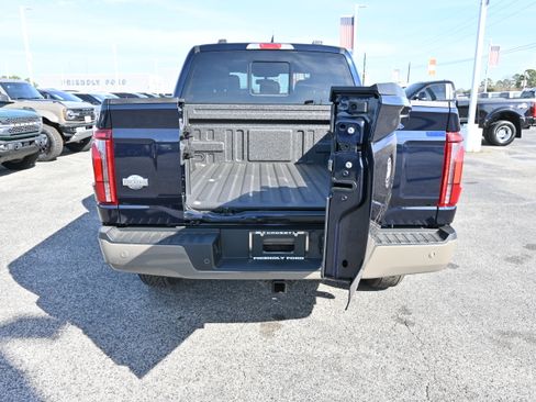 New 2025 Ford F150 King Ranch w/ FX4 Off-Road Package image 8