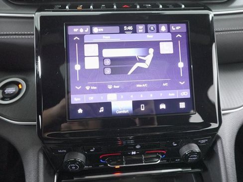 New 2025 Jeep Grand Cherokee L Laredo w/ Luxury Tech Group I image 19