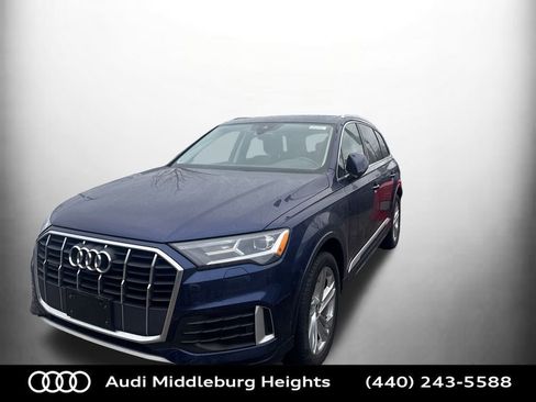 Used 2022 Audi Q7 2.0T Premium w/ Convenience Package image 4