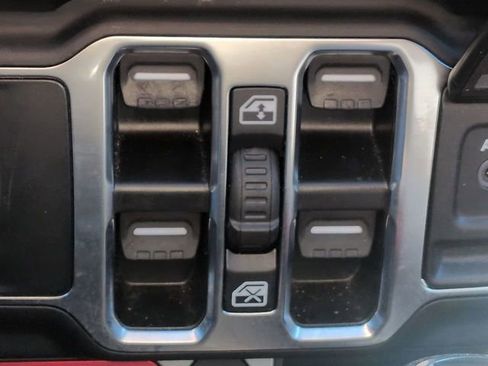 Used 2023 Jeep Gladiator Rubicon w/ LED Lighting Group image 28