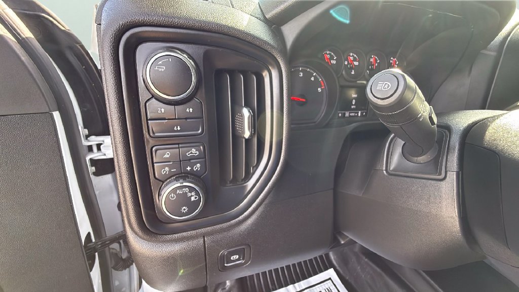 Used 2024 Chevrolet Silverado 2500 W/T w/ WT Convenience Package AWD/4WD image 19