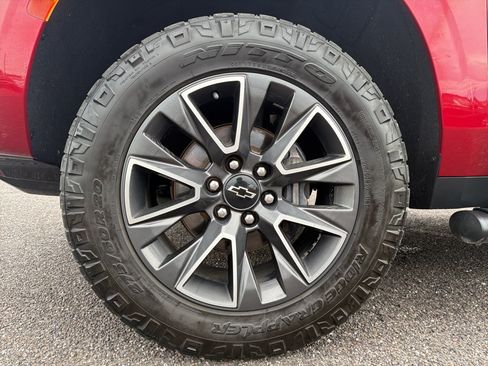 Used 2021 Chevrolet Suburban Z71 AWD/4WD image 24