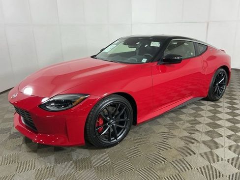 New 2025 Nissan Z Performance w/ Floor Mat Package image 3