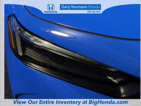 Certified 2025 Honda Civic Sport image 10