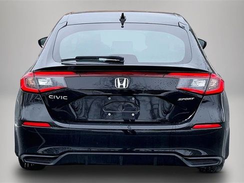 Used 2023 Honda Civic Sport image 4