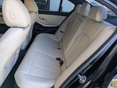 Used 2021 BMW 330i Sedan w/ Convenience Package image 19