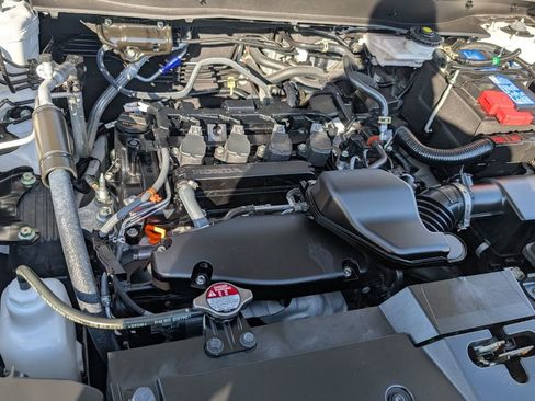 Used 2024 Honda CR-V EX image 21