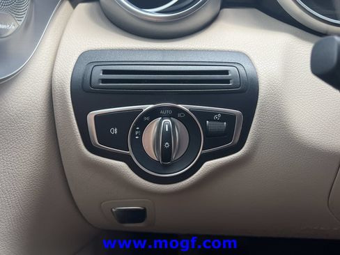 Used 2018 Mercedes-Benz C 300 4MATIC Cabriolet image 14