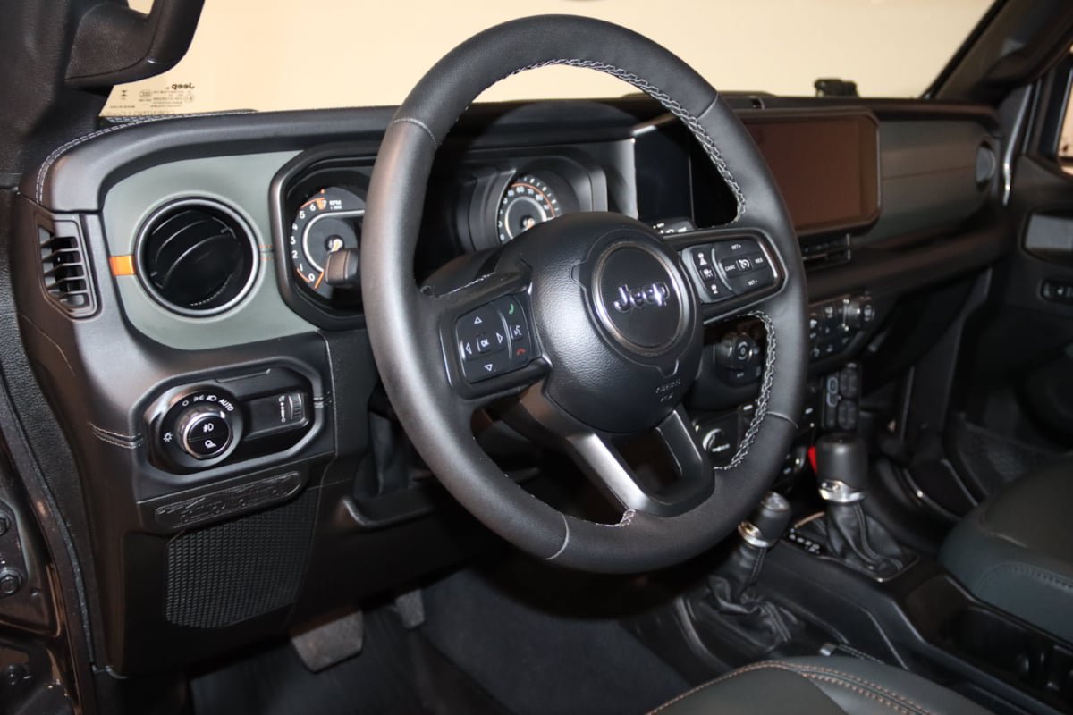 Used 2026 Jeep Gladiator Mojave AWD/4WD image 63