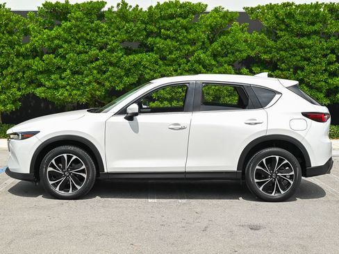 Certified 2023 MAZDA CX-5 AWD 2.5 S w/ Premium Plus Pkg image 4