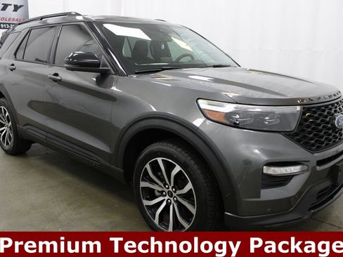 Used 2020 Ford Explorer ST w/ Premium Technology Package image 5