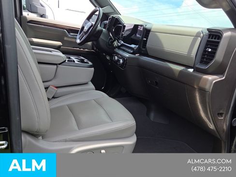 Used 2024 GMC Sierra 1500 SLT RWD image 18