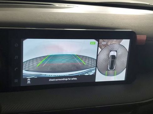 New 2026 Nissan Kicks SR w/ Illumination Package FWD image 25