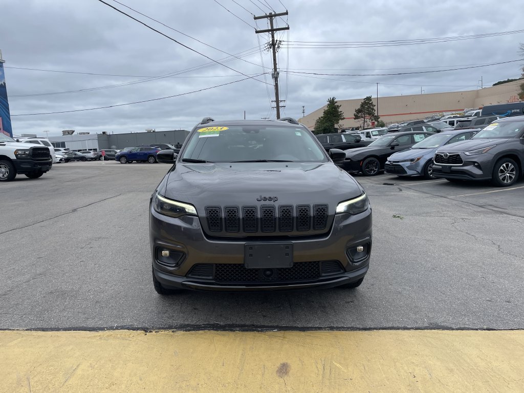 Certified 2023 Jeep Cherokee Altitude Lux w/ Lux Elite Package AWD/4WD image 5
