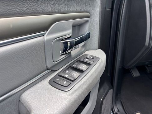 Used 2017 RAM 1500 Lone Star RWD image 24