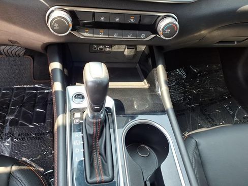 Used 2025 Nissan Altima 2.5 SR AWD/4WD image 16