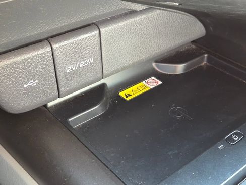 Used 2023 Toyota Camry XLE w/ Navigation Package FWD image 14