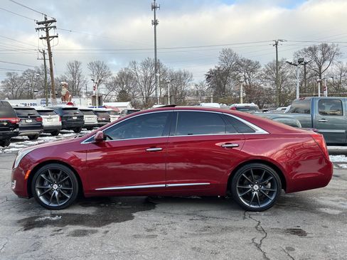 Used 2013 Cadillac XTS Premium image 5