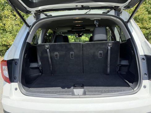 Used 2021 Honda Pilot Touring image 43