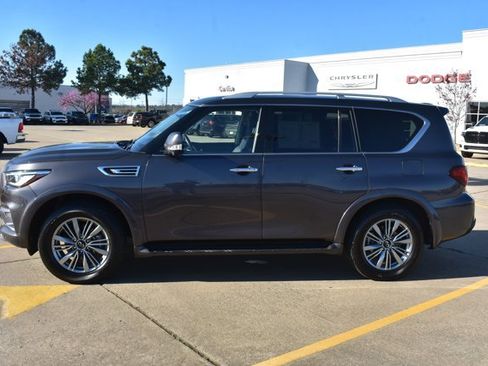 Used 2024 INFINITI QX80 Luxe image 10