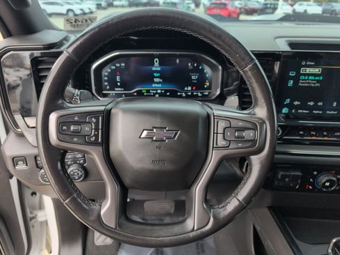 Certified 2022 Chevrolet Silverado 1500 ZR2 w/ Technology Package image 16
