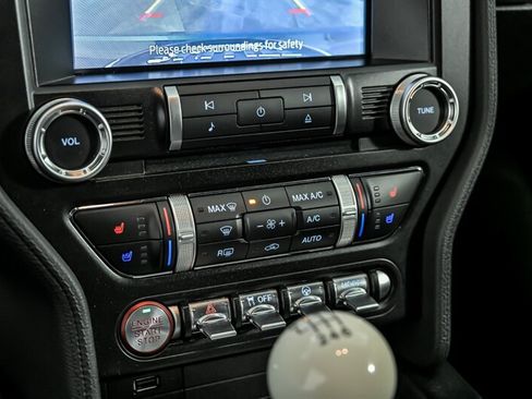 Used 2020 Ford Mustang Bullitt RWD image 28