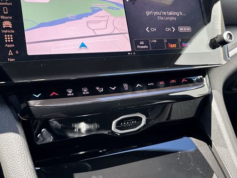 New 2026 Jeep Grand Cherokee Limited AWD/4WD image 25