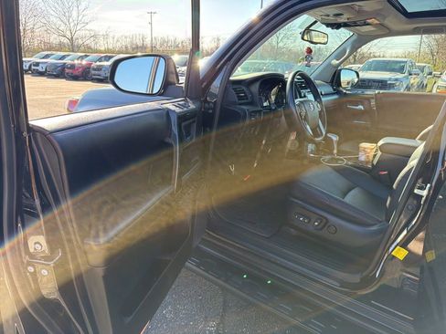 Used 2019 Toyota 4Runner TRD Off-Road Premium image 6